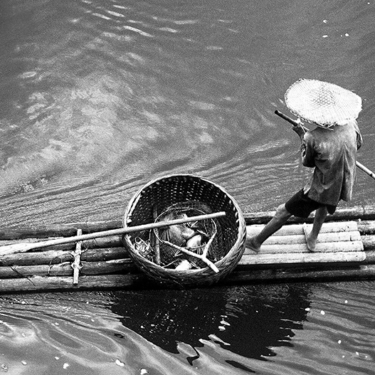 Copertina Sonia Costa_The raft, Li river